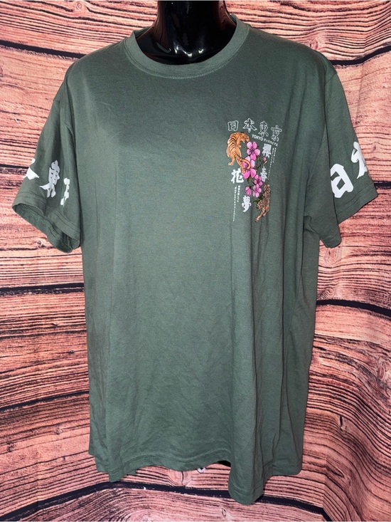 Fresh Laundry Other - Men's Olive Green Graphic Short Sleeve Tee Japanese Motif Tokyo Good Vibes